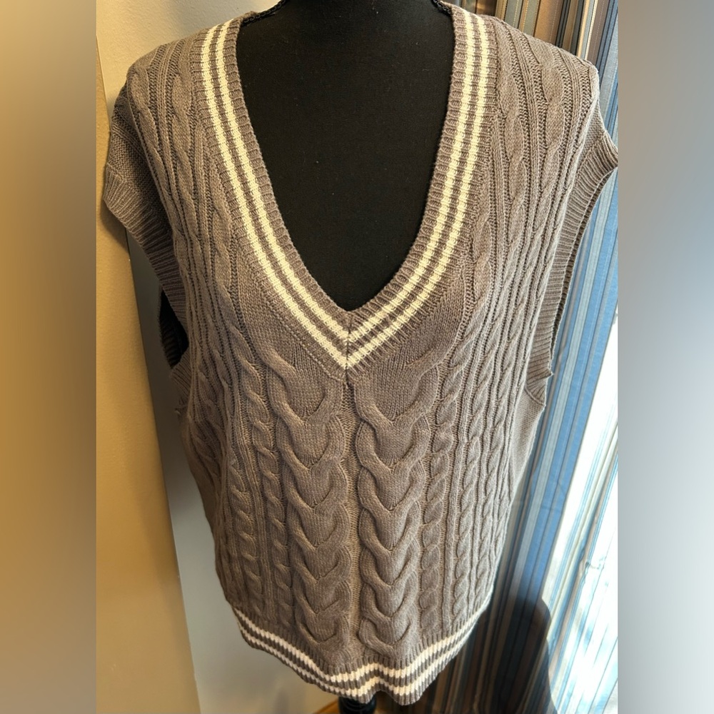 wild fable grey Cable-Knit V-Neck Sweater Vest with Ivory Trim